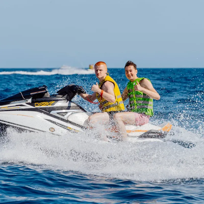 jetski-lloretdemar-summerbashviaggi