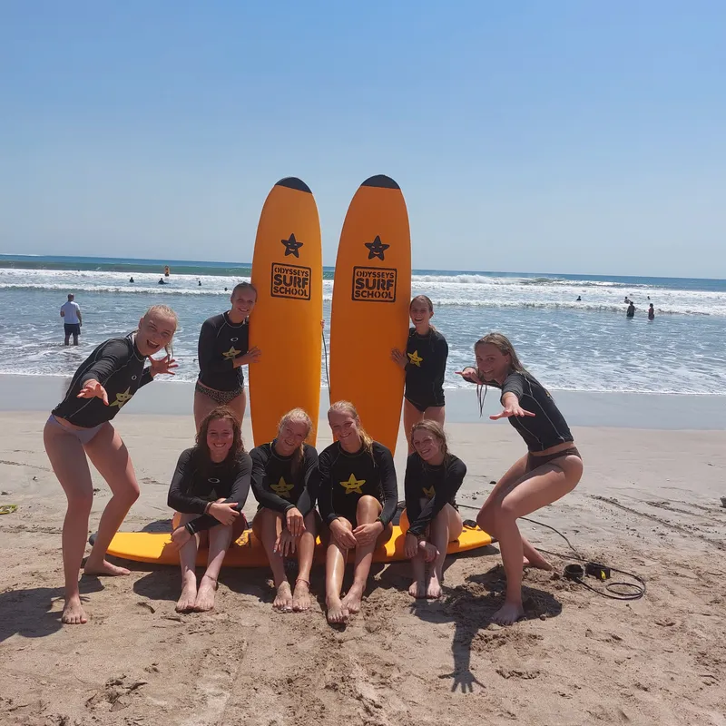 excursie - surfen - bali - jeugd - buitenland