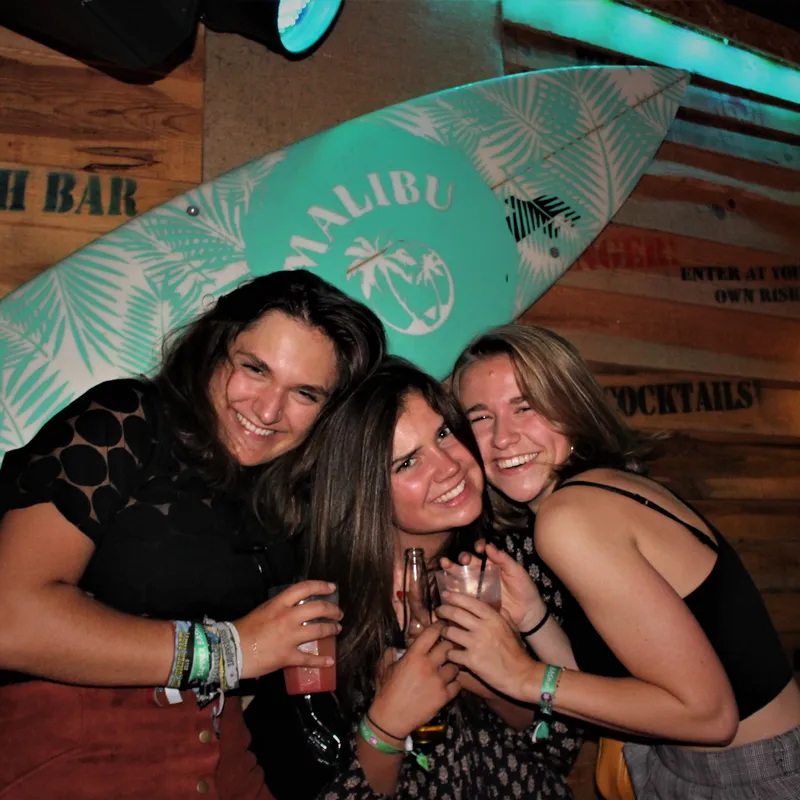 excursie-barcrawl-mallorca-studenten-reis