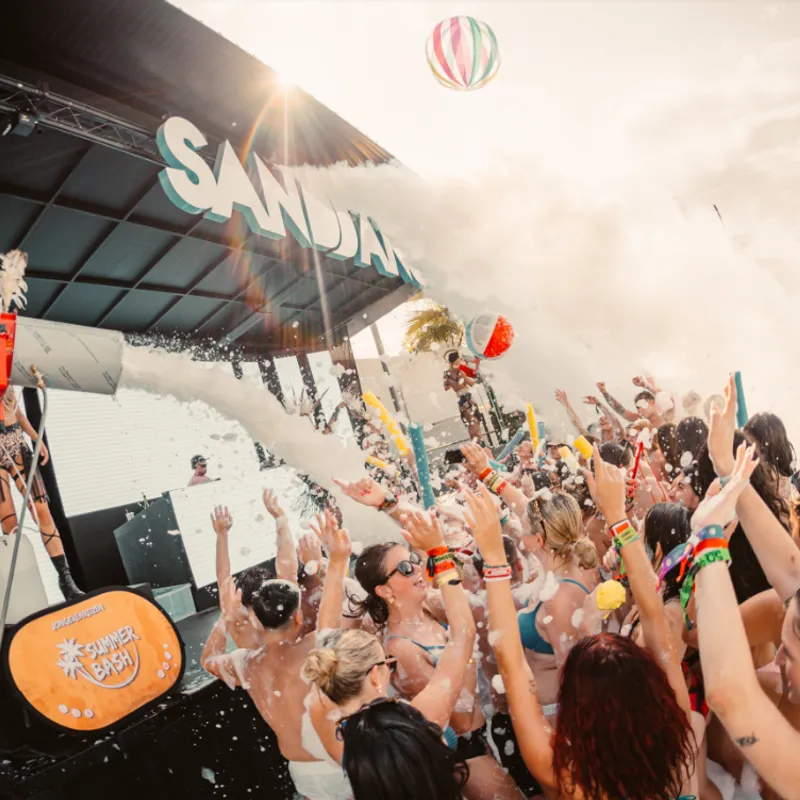 Sanddance - Lloret de Mar - Examenreis - Summer Bash Jongerenreizen