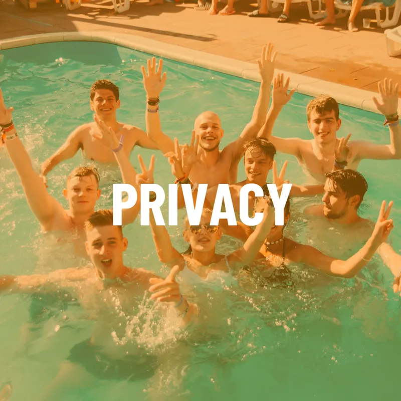 Privacy - Villa - Albufeira - Jongeren - Summer Bash Jongerenreizen