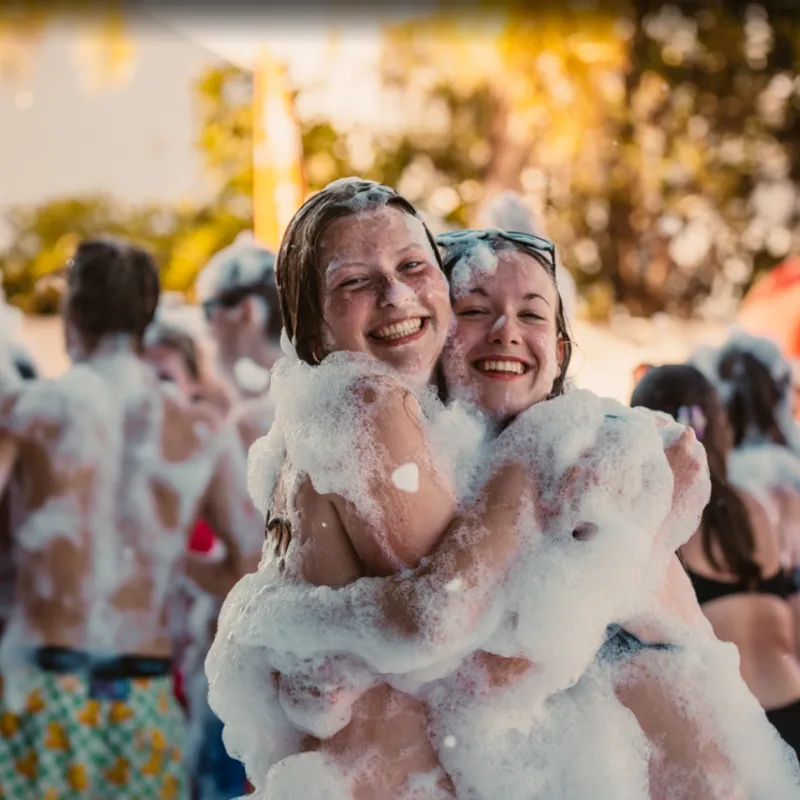 Pool party - Lloret de Mar - Examenreis - Summer Bash Jongerenreizen