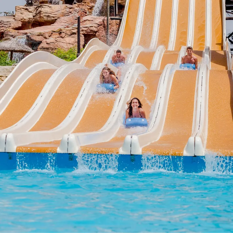 exursie - summer bash - mallorca - magaluf - western water park - jongeren - reis