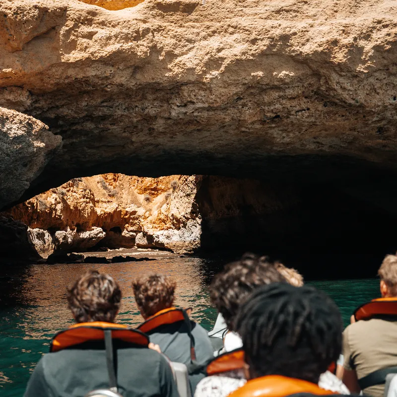 excursie-algarveboottocht-albufeira-jongeren-vakantie