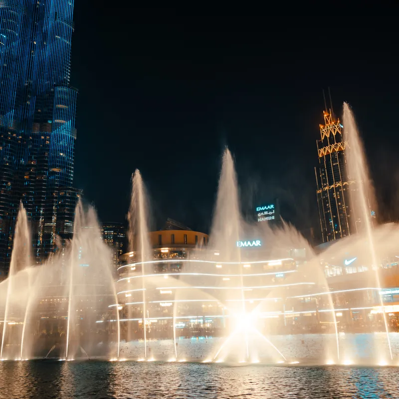 fountain-dubai-abu-dhabi-rondreis-jongeren-vakantie