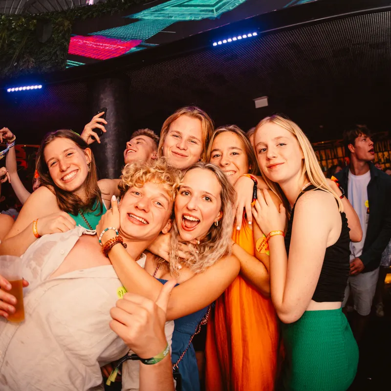 PARTYDEAL