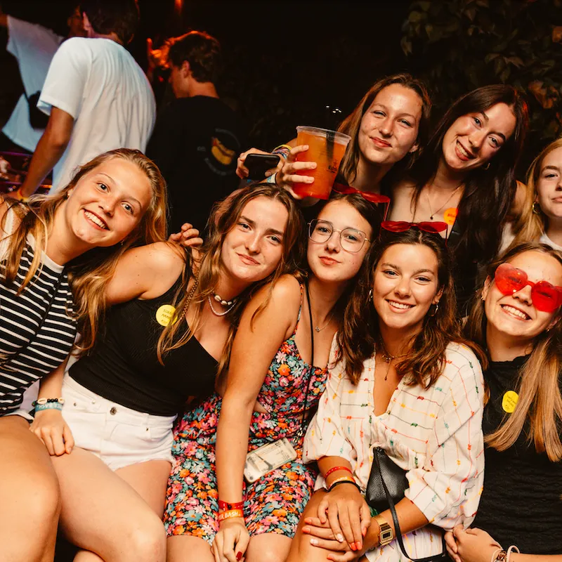event - excursions - partydeal - party clubkaart - costa brava - calella - jeugd - buitenland