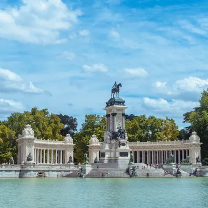 SchoolTrips | Structured school & group travel in Europe βοΈ