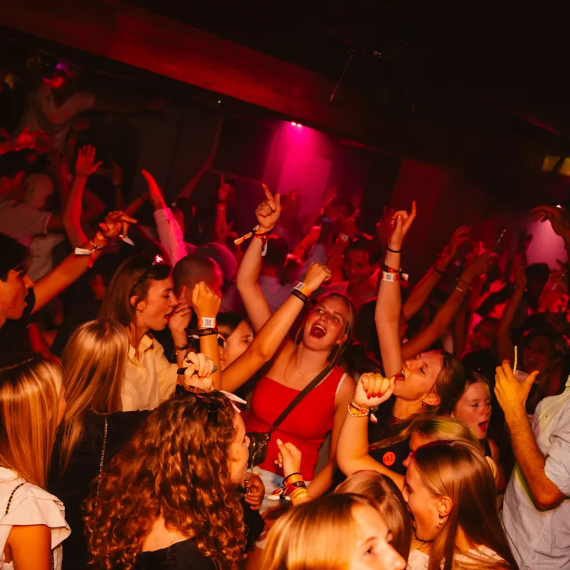 CLUBCARD & POOLPARTY