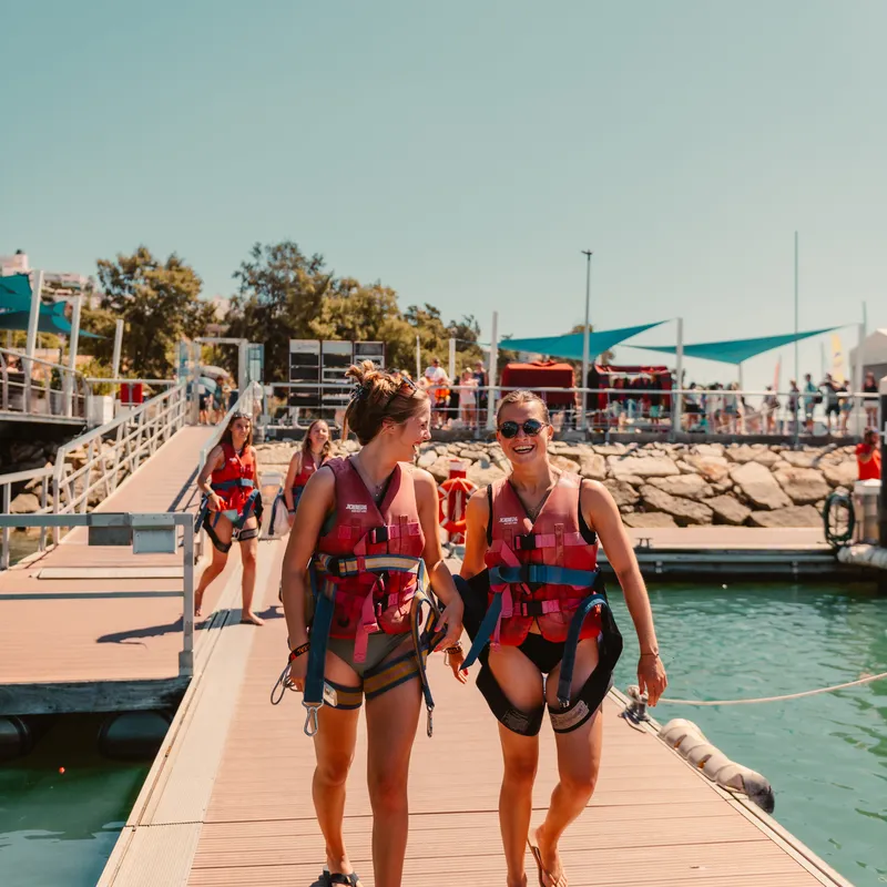 albufeira-algarve-portugal-parasailing-uitstap-activiteit