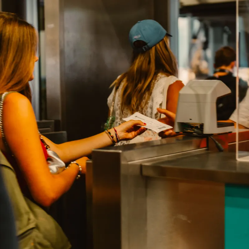 ALBUFEIRA___VERTREK___6SEP_2-85d2fdb2-1995-48f1-8ebd-fe37372a0fb1