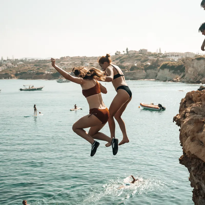 chersonissos-cliffjumpen-griekenland-uitstap-activiteit
