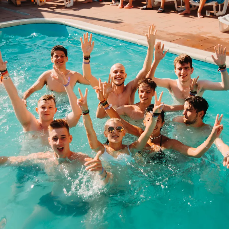 Villa - Jongeren - Albufeira - Feestvakantie - Summer Bash Jongerenreizen