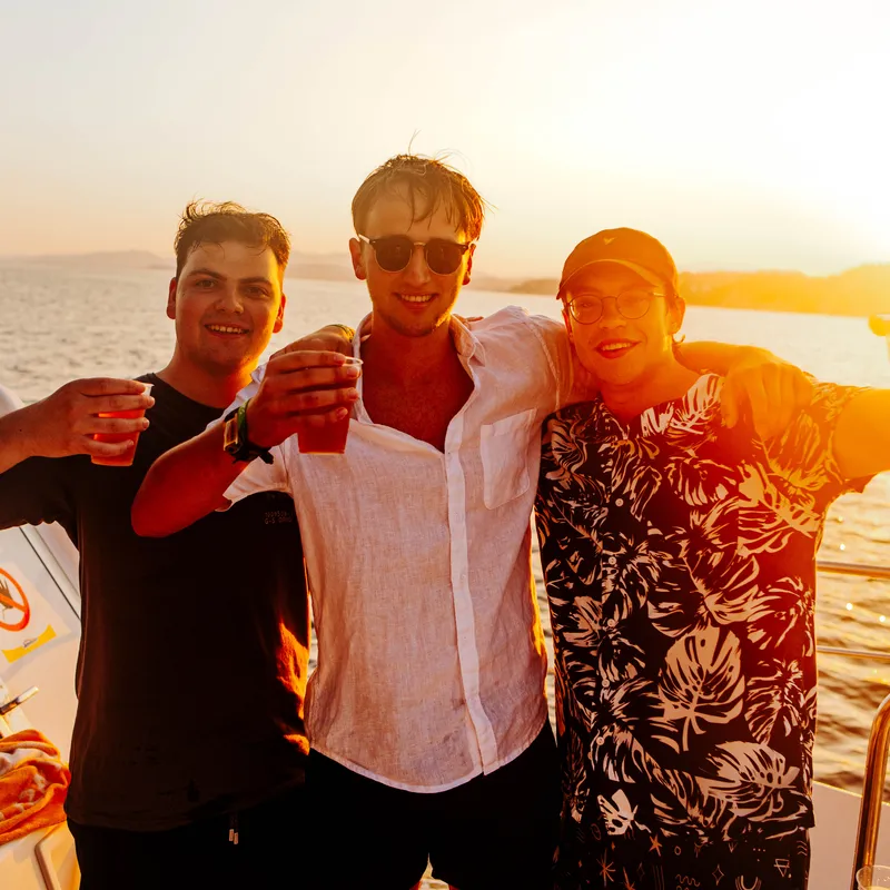 moonlight cruise - lloret de mar - summer bash - jongerenreizen