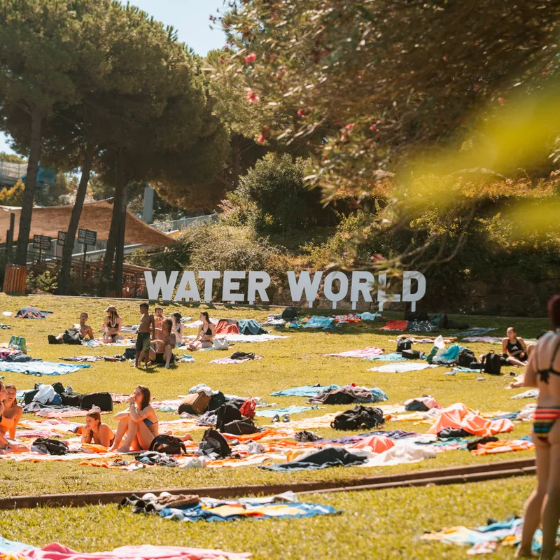 waterworld-lloredemar-summerbash