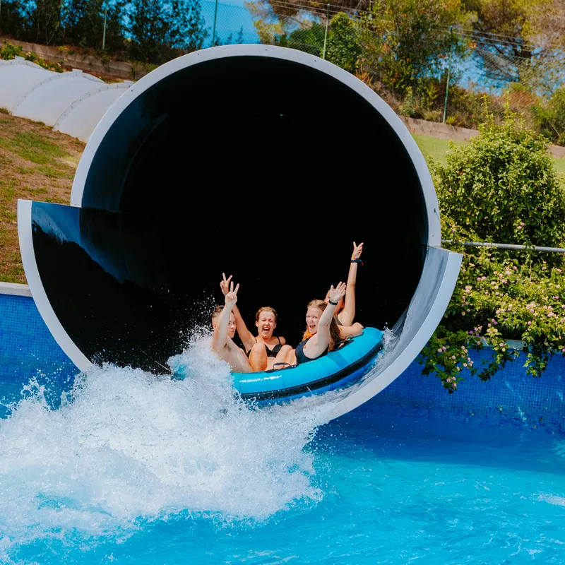 waterworld-lloretdemar-spanje-summerbash-zomer-jongerenvakantie-d7cd5545-e07d-4804-a82b-56ff9c8fe597