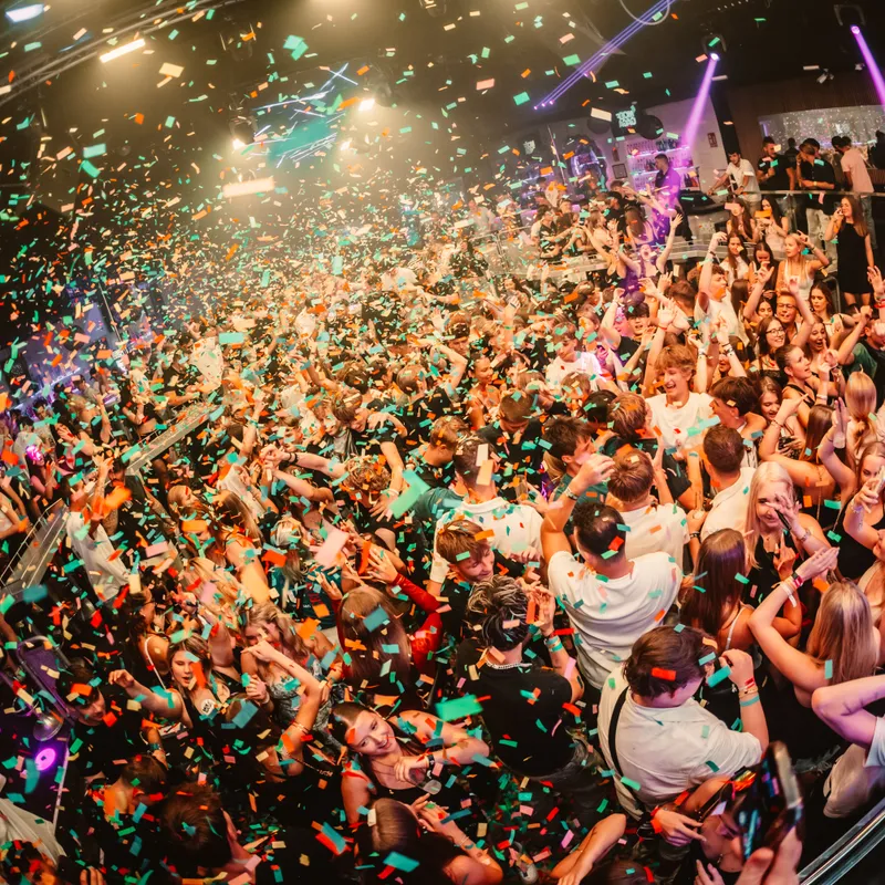 Sanddance - Lloret de Mar - Examenreis - Summer Bash Jongerenreizen