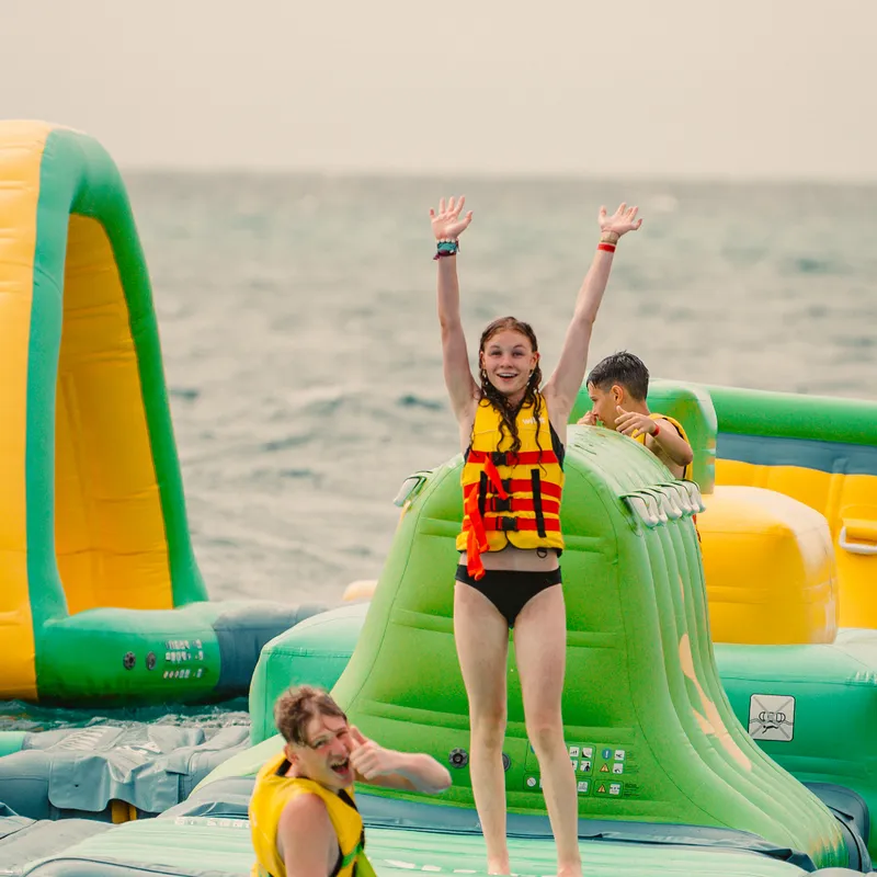 reisrebbels - malgrat de mar - programma - begeleid - reizen - kampen