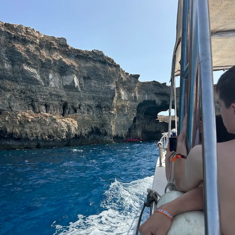malta-stjulian-relaxcatamaran-threeislandtour-activiteit-uitstap