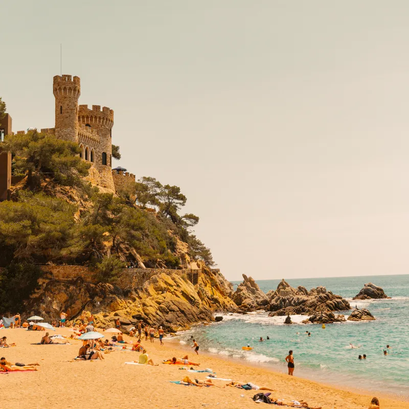 jongerenvakantie-zomer-jongerenreis-summerbash-zomervakantie-boeken