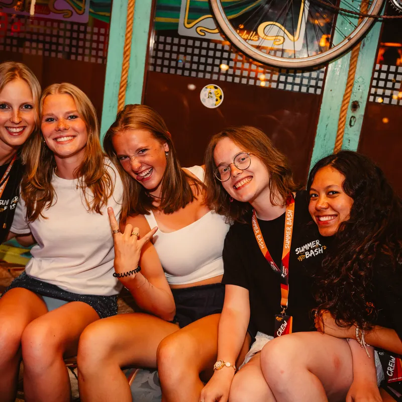 YOUTH | DOELGROEPEN | SUMMER BASH JONGERENREIZEN