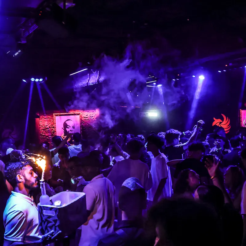 Londoner - Uitgaan - Lloret de Mar - Examenreis - Summer Bash Jongerenreizen