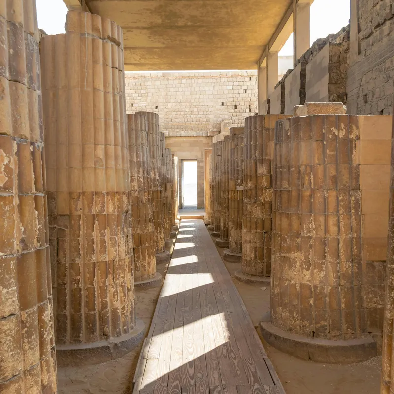 Summer_Bash_jongerenreizen___rondreis_Egypte___Saqqara_2-bea66309-2832-4fff-ad41-f74a5d5fa400