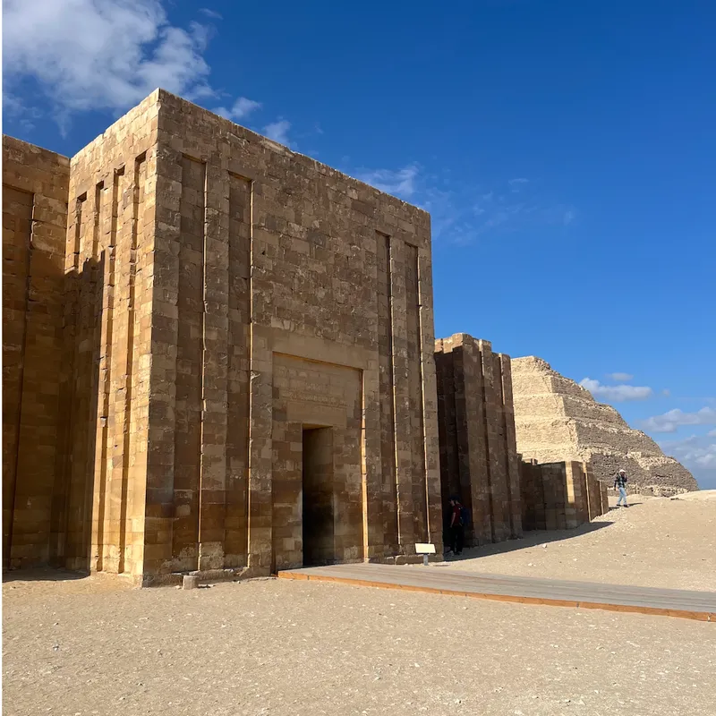 Summer_Bash_jongerenreizen___rondreis_Egypte___Saqqara_9-c1f16f23-e235-43e6-9332-d82ca4b7b1eb