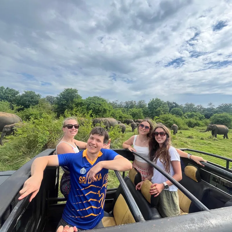 JEEPSAFARI IN YALA NATIONAAL PARK