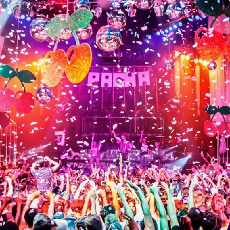 party deal - summer bash - fun clubkaart - salou - jongeren - vakantie