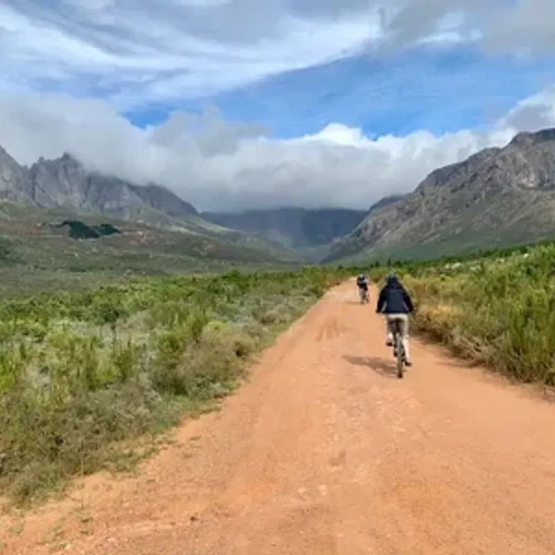 Fietstocht - Mlilwane - Summer Bash - Jongeren reizen - Zuid Afrika