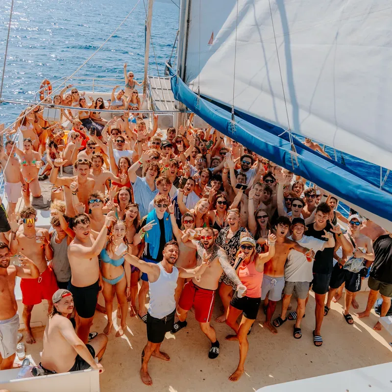 catamarano-lloredemar-summerbash