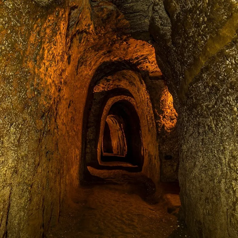 CU CHI TUNNELS