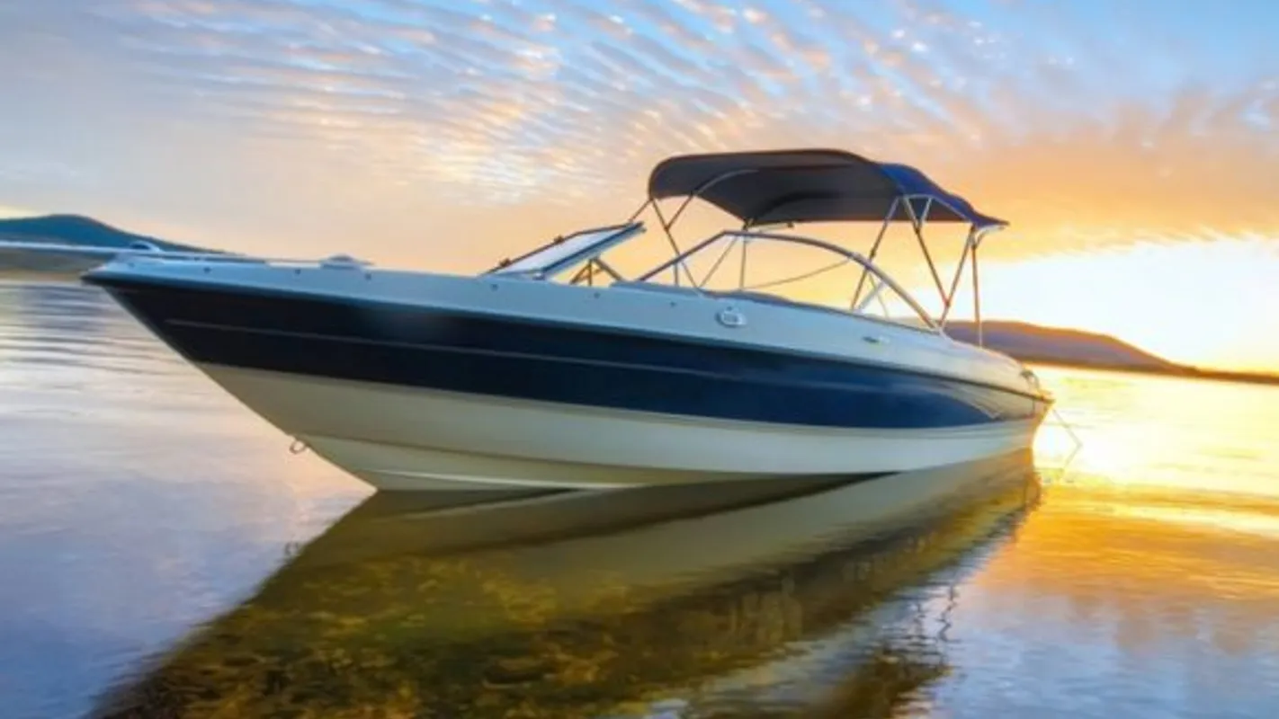 PRIVE BOOT - CHERSONISSOS - EXCURSIE - SUMMER BASH JONGERENREIZEN