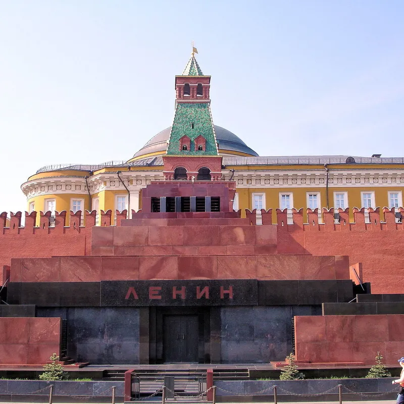 excursie - mausuleum van lenin - rusland - jongeren - travel