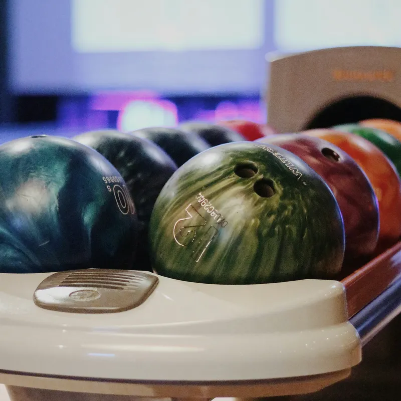 GAMES & BOWLING CONTEST