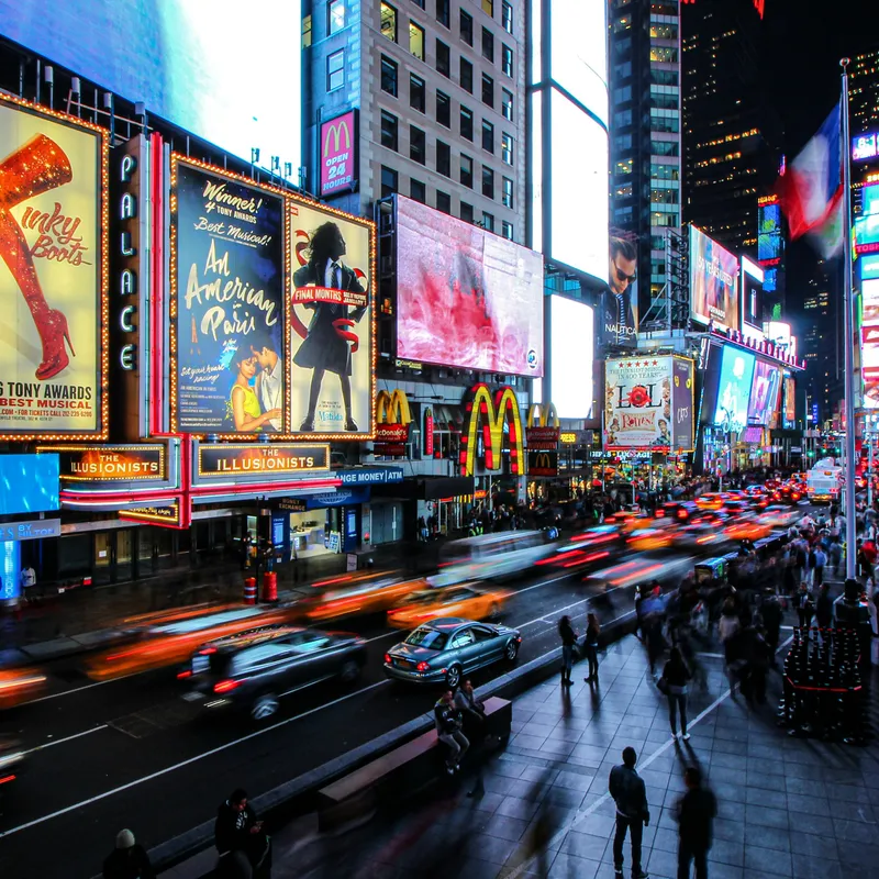 florian_wehde_iVW7mZPwd4g_unsplash-b13ed2ef-5b76-48b6-8b0f-afc2d2d93e2e