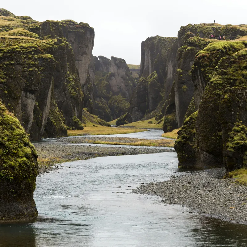 excursie - fjardrargjulufur canyon - ijsland - jeugd - buitenland
