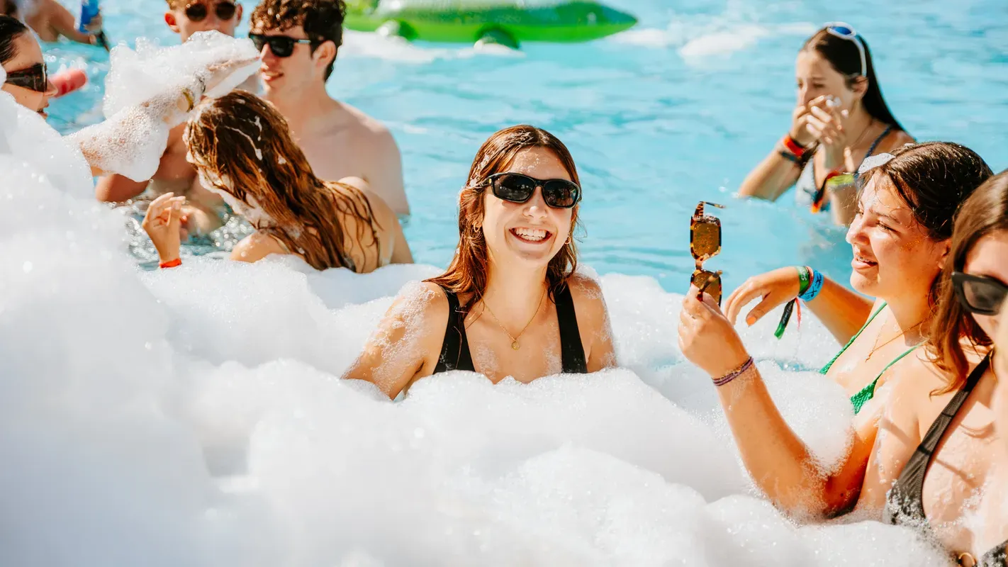 POOL PARTY – ZANTE