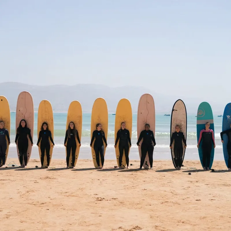 zomerkamp Marokko surfen jongeren Tamraght surfkamp buitenland